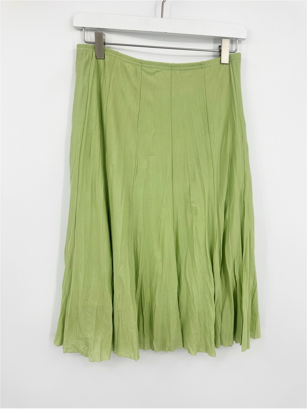 Vintage Y2K Green Midi Skirt Size Small Whimsical Boho Fairycore